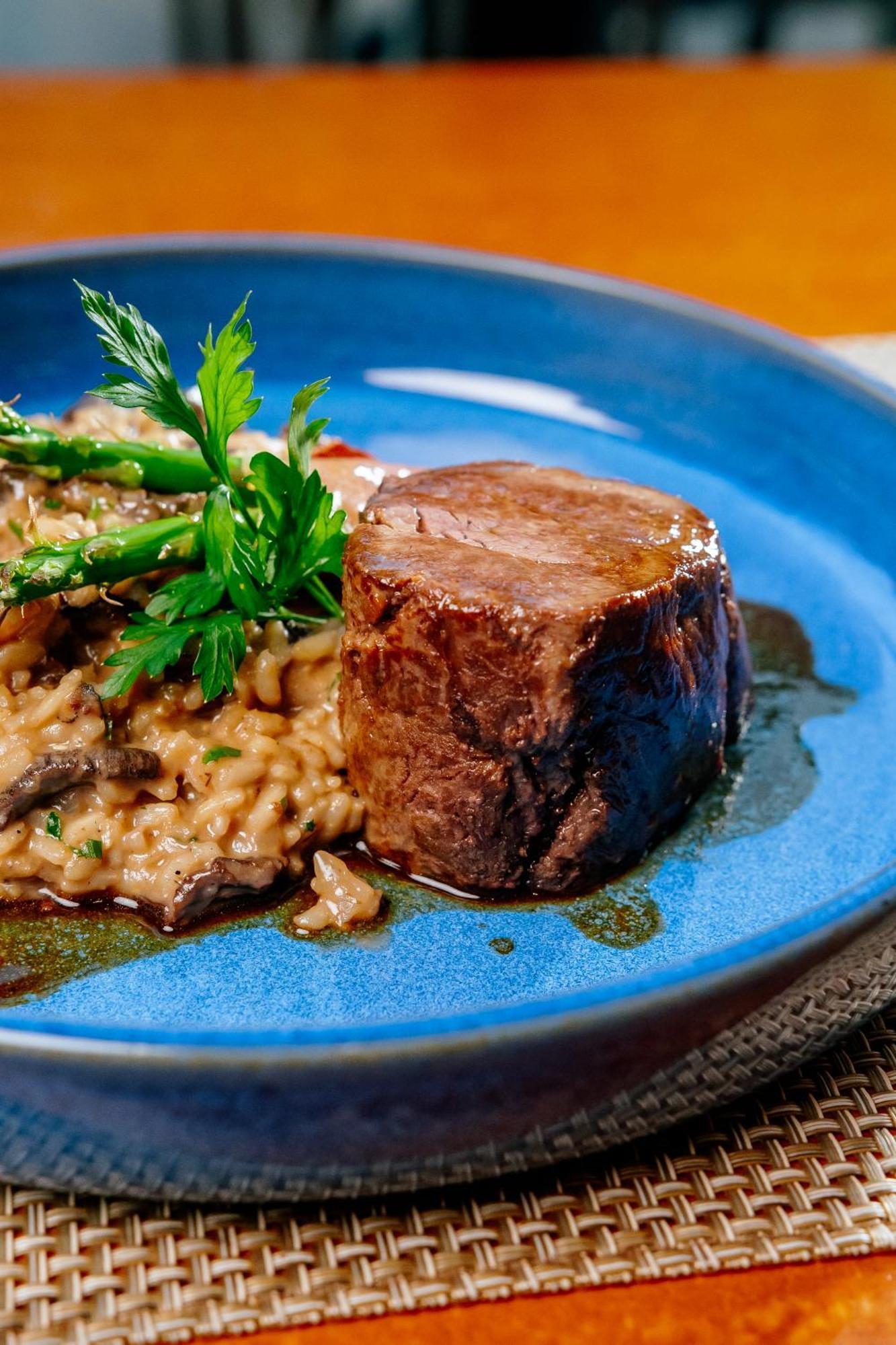 Radisson Rio De Janeiro Barra Hotel Exterior photo Beef tenderloin